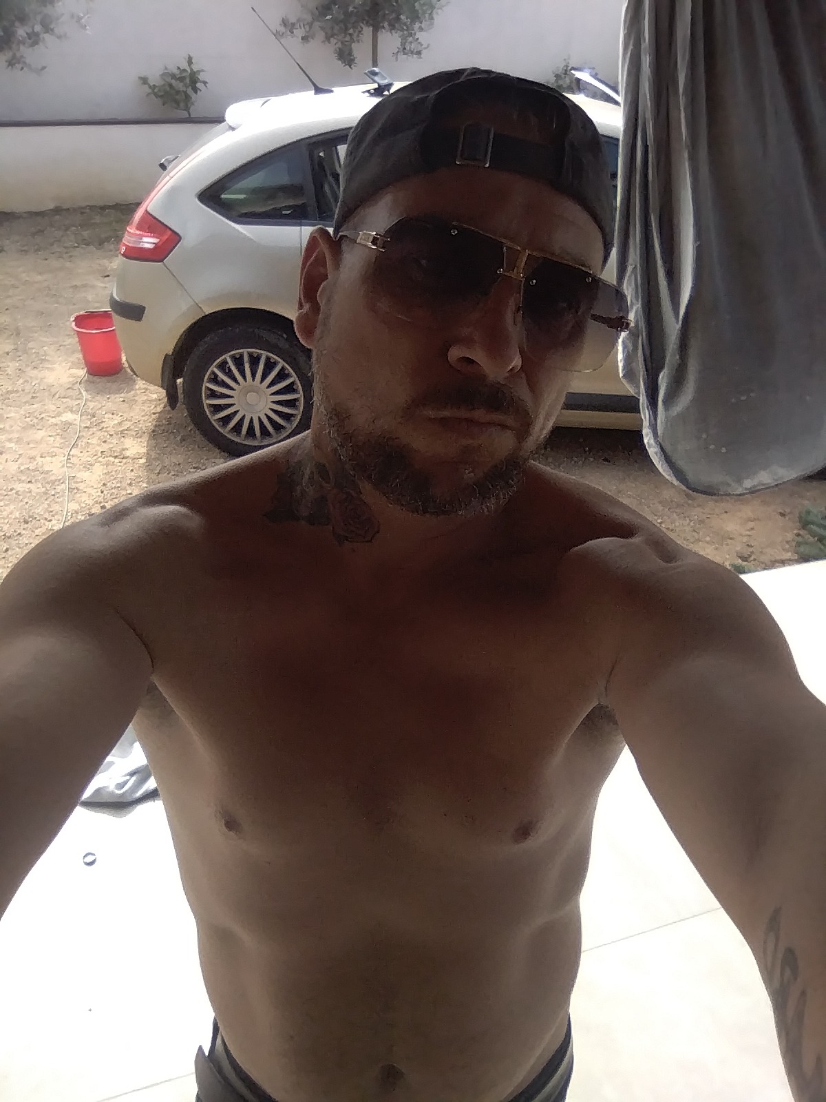 Profil de Yemine